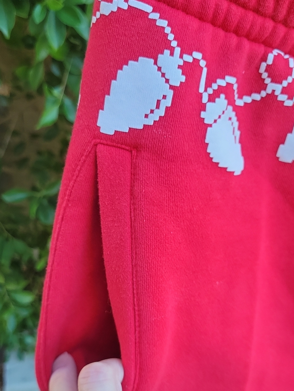 Shoe Palace ELF MOVIE thick Joggers OMG Santa Christmas - Picture 4 of 15